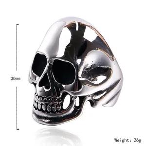 Vintage gothic skull ring for men in polished stainless steel with mirror finish