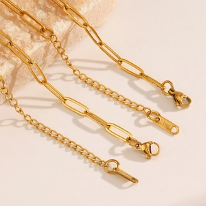 18K gold plated stainless steel paperclip chain necklace for women in minimalist style