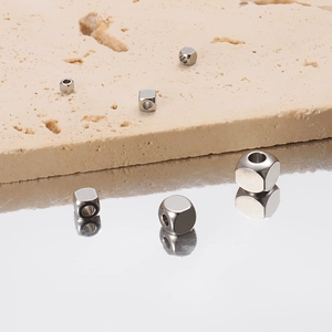 Polished stainless steel cube spacer beads for jewelry making in various sizes