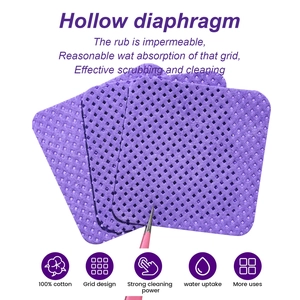Detail of 100% cotton lint-free nail wipes showing embossed hollow grid for deep cleaning