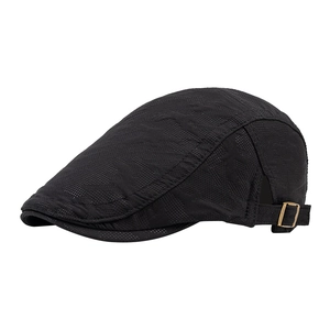 Classic black mesh ivy cap with breathable grid fabric and adjustable gold metal buckle