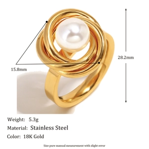 Bague élégante en acier inoxydable plaqué or 18 carats avec une perle pour femme