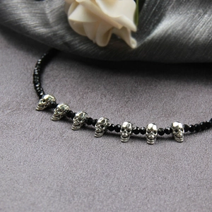 Gothic Skull Pendant Necklace Black Crystal Beaded Choker With Alloy Skull Charms Punk Style Jewelry For Men And Women
