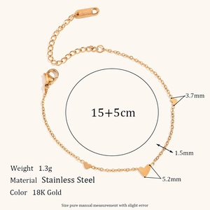 Detail of 18K gold plated stainless steel heart bracelet with size specifications