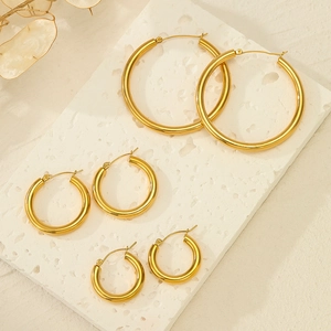 Round Hoop Earrings Stainless Steel Chunky High Polished Mirror Surface Minimalist Fashion Jewelry Women
