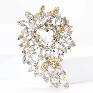 Detailed view of alloy flower brooch featuring a heart-shaped crystal and rhinestones