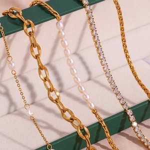 Mode Edelstahl Fußkettchen Mit Süßwasserperlen Und Zirkon Vergoldet Minimalistischer Stil Schmuck Für Damen