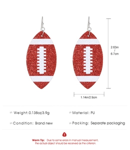 Détails des boucles d'oreilles football à paillettes rouges en cuir PU avec dimensions