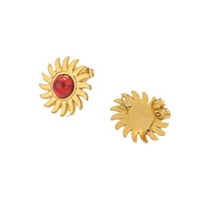 Boucles d'oreilles tournesol en acier doré avec pierre naturelle rouge sur fond blanc
