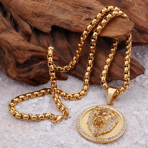 Men's gold-plated titanium steel lion head pendant necklace with rhinestones and box chain