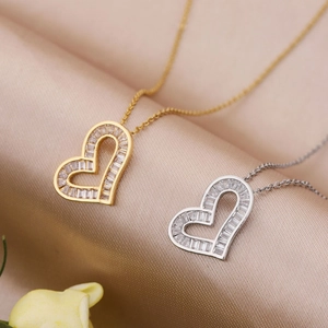 Collier Pendentif Coeur Acier Titane Zircone Cubique Forme Coeur Creux Bijoux Mode Luxe Pour Femmes