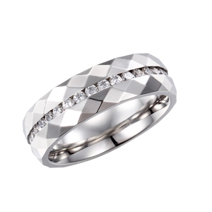 Geometrischer Ring Aus Edelstahl Mit Einer Reihe Zirkonia Moderner Modeschmuck Unisex Band