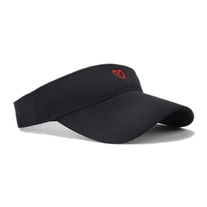 Klassische schwarze Sonnenblende mit roter Herzstickerei für Outdoor-Sportarten