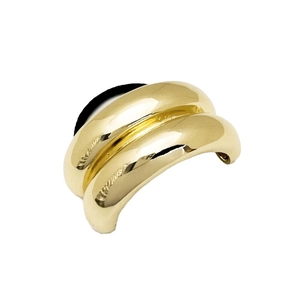 Polished 18K gold double band ring with minimalist design and mirrored finish