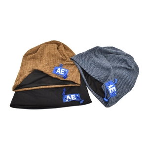 Lot de bonnets en tricot d'automne avec étiquette AE et cordon réglable en plusieurs couleurs