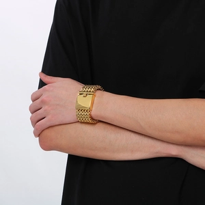 30mm wide golden square scale link bracelet for men in polished stainless steel