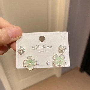 Detailed set of S925 silver clover earrings with pearl and gemstone accents