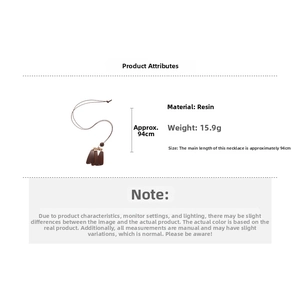 Detail view of resin wood square pendant necklace with dimensions 94cm and weight 15.9g