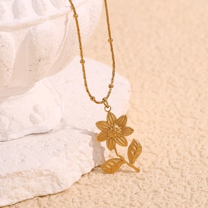 Collier Pendentif Tournesol Plaqué Or 18K Acier Inoxydable Bijoux Vintage Créatifs Pour Femmes