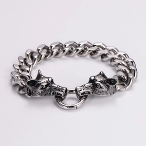 Vintage stainless steel wolf head bracelet with heavy link chain and ring clasp