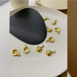 18K gold plated apple pendant necklaces with micro-p镶 inlaid zircon and alphabet charms