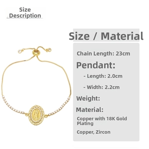 Dettaglio di bracciale regolabile placcato oro 18K con ciondolo Madonna e zirconi