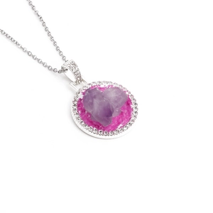 Collana con grappolo di ametista naturale con strass brillanti su catena d'argento