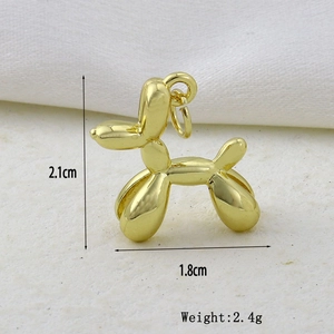 Detailed dimensions of golden balloon dog pendant showing 2.1cm height and 2.4g weight