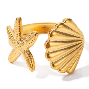 18k gold plated stainless steel open ring featuring a starfish and seashell design