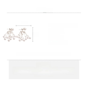 Detailed size specifications for fringe pearl earrings showing 4x3cm dimensions and weight