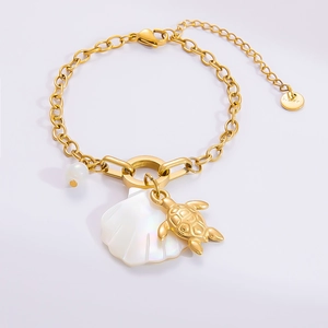 Bracelet en acier inoxydable plaqué or 18 carats avec tortues, coquillages et perles