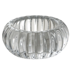 Bougeoir scandinave en verre avec rainures verticales et design transparent