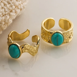 Retro 18K gold plated wide hammered ring with turquoise stone in minimalist open design