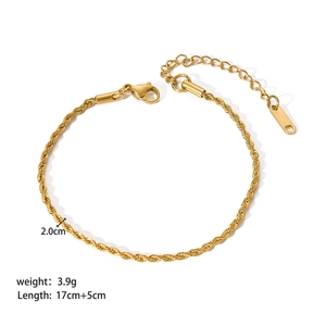 Detail view of 3.9g gold rope chain bracelet with lobster clasp and extension links