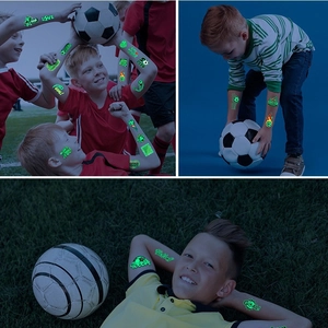 Tatouages temporaires football phosphorescents pour enfants avec motifs de ballons
