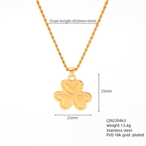 Detail view of 18k gold plated clover pendant with precise chain size specifications