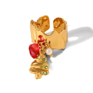 Christmas 18k gold plated open ring with Christmas tree, pearl and red heart charms