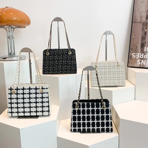 Vintage Plaid Woolen Chain Shoulder Bag For Women Elegant Tweed Crossbody Bag Small Square Bag Handbag Daily Commute