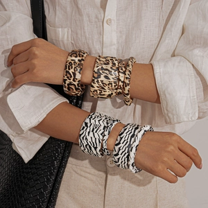 Vintage Leopard Zebra Print Cuff Bracelet PU Leather Iron Open Bangle Retro Niche Fashion Accessory For Women
