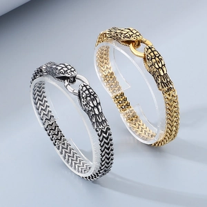 Retro snake scale link bracelet in 18K gold and silver steel from a 45-degree angle