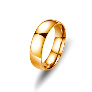 Anello in acciaio inossidabile dorato lucido con superficie liscia e finitura a specchio