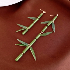 Green Bamboo Knot And Leaf Asymmetric Long Drop Earrings Resin Jewelry With Silver Earring Post Chinese Style Women