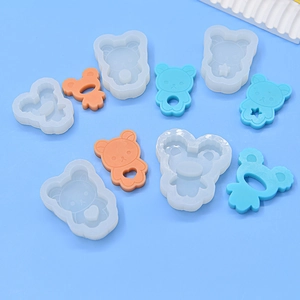 DIY bear shaped silicone resin molds for keychain pendants and baking crafts