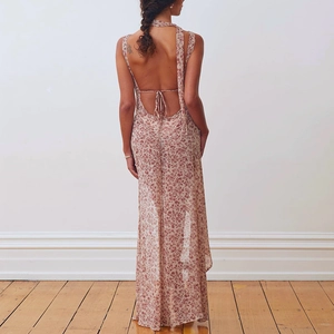 Rückenfreies Maxikleid mit Blumenmuster, Neckholder und überkreuzten Trägern für Damen