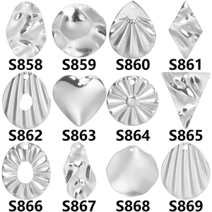 Pendentifs géométriques en acier inoxydable argenté avec finitions texturées