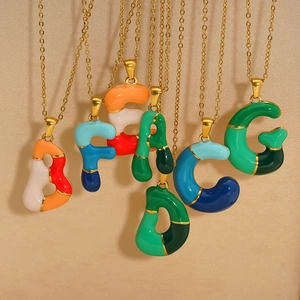 Collier Pendentif Lettre Initiale Plaqué Or 18K Acier Inoxydable 304 Émail Coloré Design Bulle Bijoux De Mode Pour Femmes