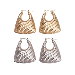 Minimalist geometric triangle hoop earrings with wavy texture in gold and silver finish