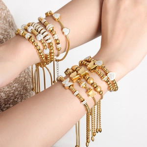 Titanium Steel Gold Plated Butterfly Heart Beaded Bracelet For Women Rhinestone Inlaid Snake Chain Adjustable Fashion Jewelry Gift