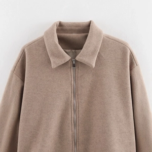 Veste minimaliste en laine mélangée beige avec fermeture éclair et col à revers