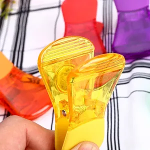 Clip per alimenti colorate traslucide con molla in metallo e impugnatura antiscivolo